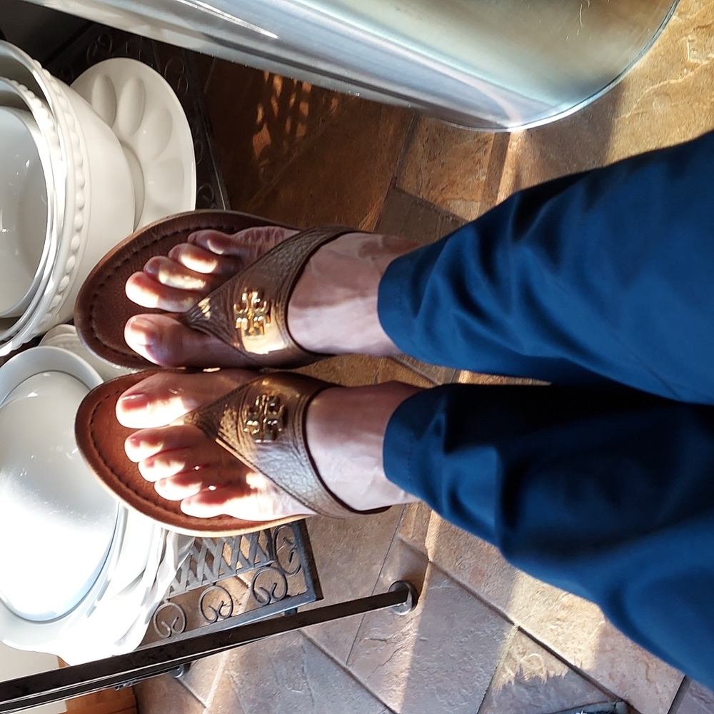 Tory Burch Tan Sandals, GUC SZ 7.5 - Picture 13 of 13
